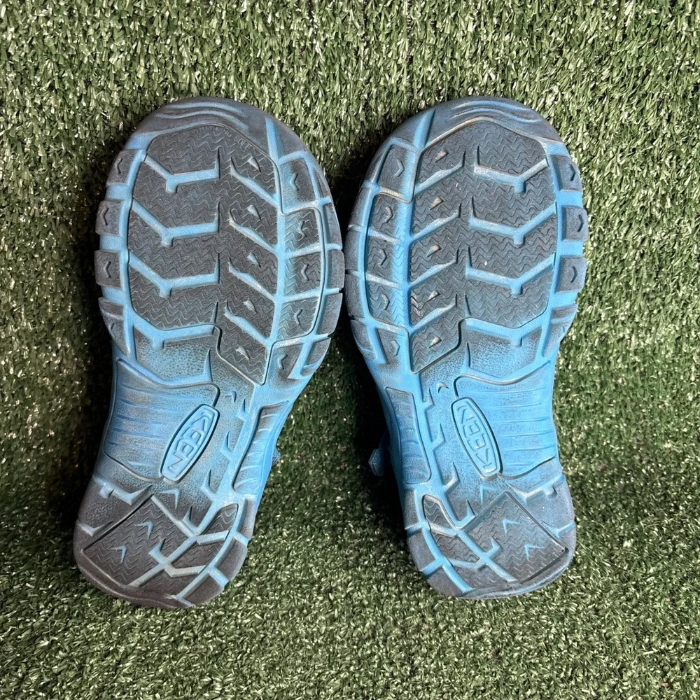 KEEN‎ Newport H2 Washable Water Hiking Gorpcore Sandals Blue Boys Youth Size 3